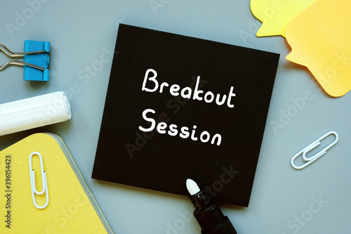 Принти на полотні Breakout Session phrase on the page.