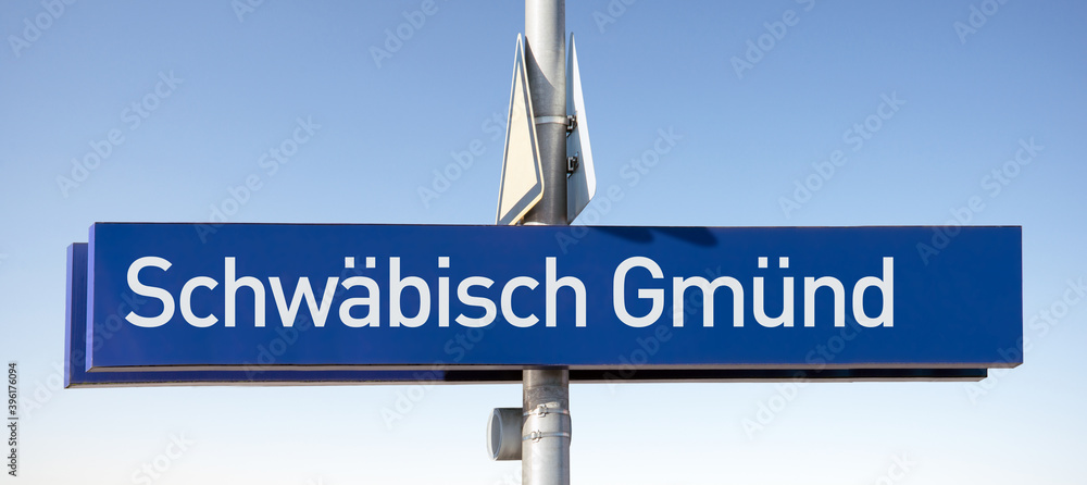 Tafel, Bahnhof, Schwäbisch Gmünd, (Symbolbild) Stock Photo Adobe Stock