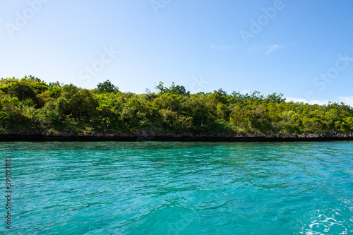 Fototapeta Naklejka Na Ścianę i Meble -  Mauritius island: Turquoise lagoon, coral reef