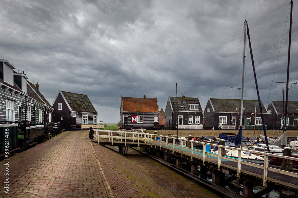 Obraz premium houses on the sea