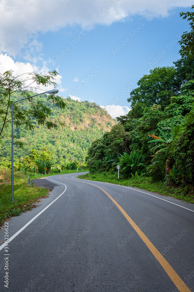 road to the mountains