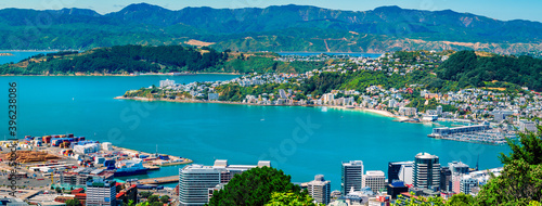 Schilderij op canvas Panoramic view of Wellington city and harbour viewed from Tinakori Hill