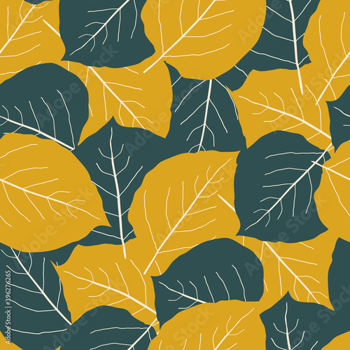 Green and gold aspen leaf seamless vector pattern background. Overlapping hand drawn leaves in fall colors. Textural abstract backdrop Botanical foliage all over print for autumn and cosy home concept