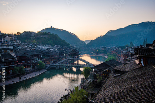 Fototapeta Naklejka Na Ścianę i Meble -   Beautiful scenery of Fenghuang ancient town