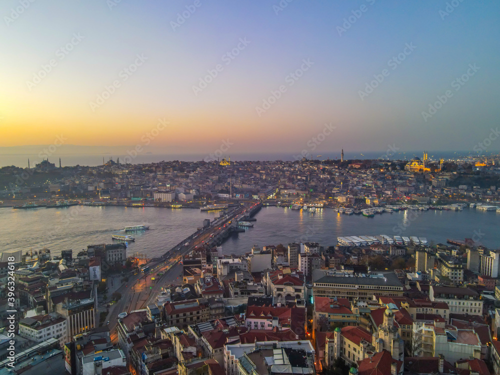 Obraz premium Aerial Golden Horn of Istanbul with beautiful colors at Sunset. 