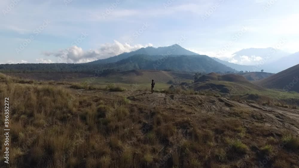 Beautiful Kawah Wurung hill and mountain view with green field
Beautiful Kawah Wurung hill and mountain view with green field