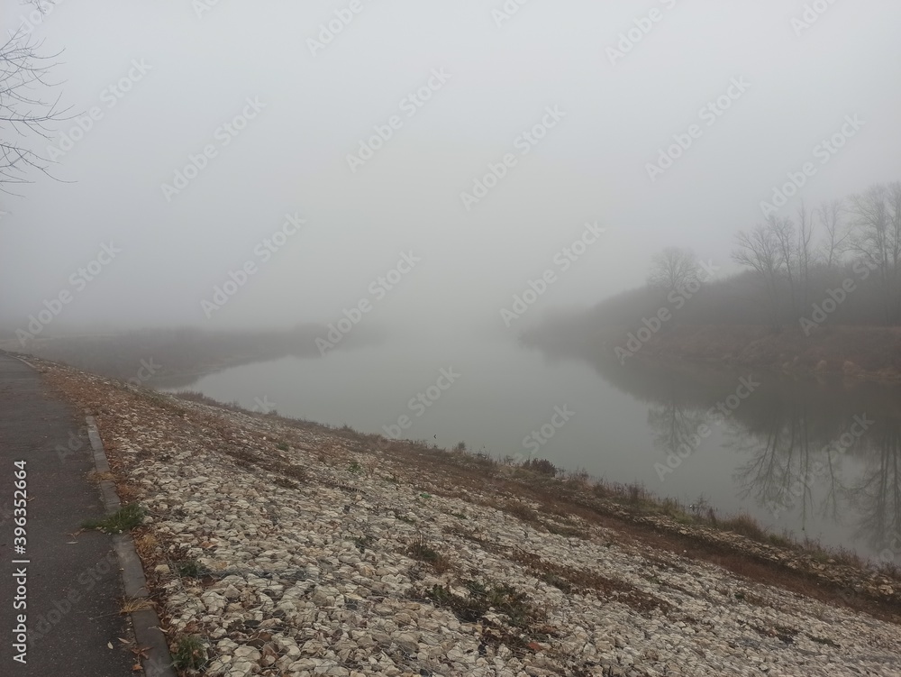 Fototapeta premium landscape, road, fog, sky, nature, grass, tree, winter, forest, mountain, mist, morning, field, blue, cloud, autumn, water, countryside, clouds, summer, river, rural, travel, mountains, sea