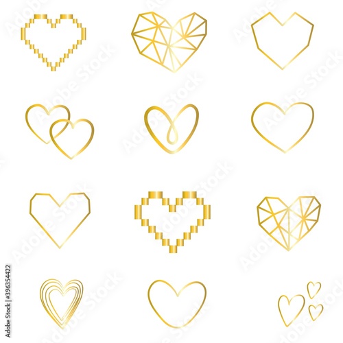 Set heart illustraion.Sparkling gold stain. Vector metallic paint. Hand drawn.