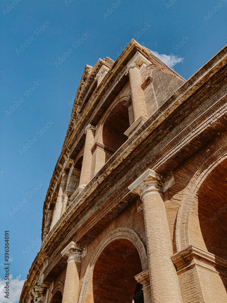 Kolosseum in Rom, Italien, Blick von unten