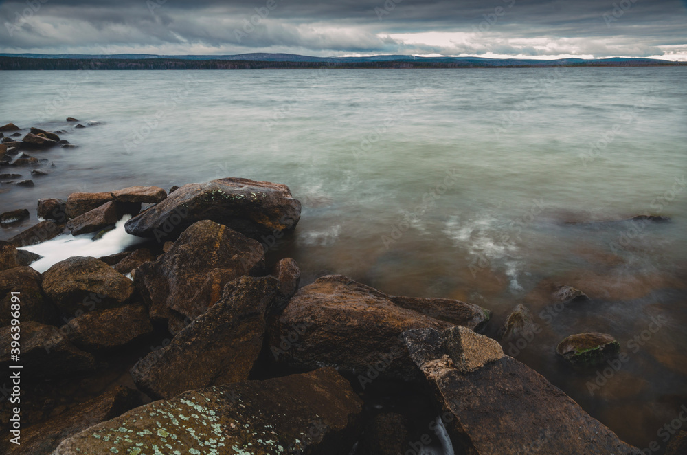 Obraz premium rocks on the beach