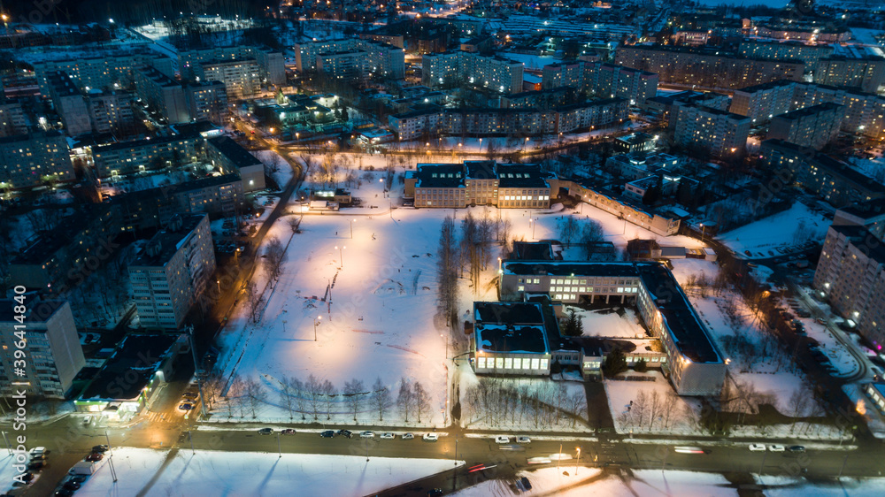 Fototapeta premium Night city lights always create a romantic mood