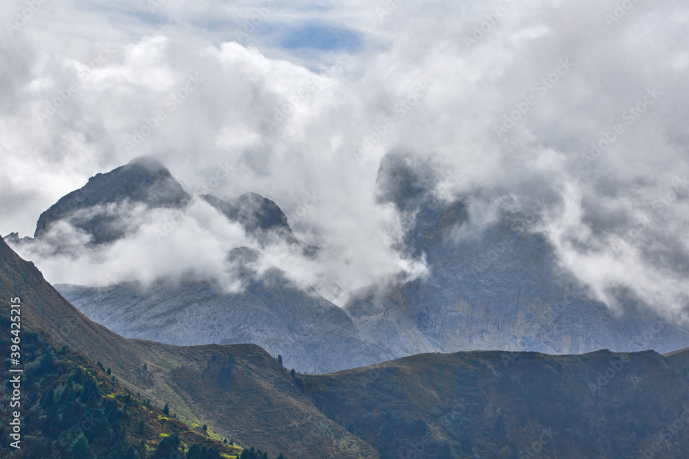 Fototapeta premium Cloudy day in the Dolomite Alps, Italy