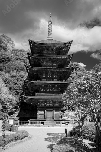 山口県山口市の国宝　瑠璃光寺五重塔 photo