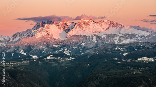 Sonnenuntergang Latemar von Penegal