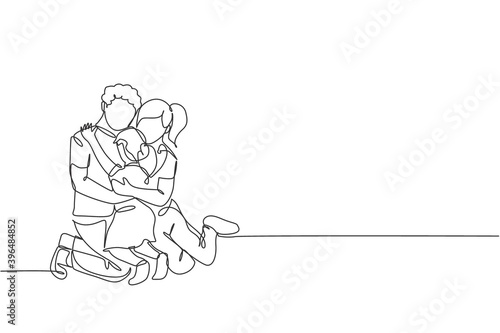 One continuous line drawing of young happy mom and dad hugging their daughter full of warmth . Happy loving parenting family concept. Dynamic single line draw design vector illustration graphic