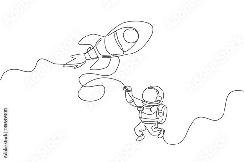 One single line drawing astronaut in spacesuit floating and discovering deep space with rocket spaceship vector illustration. Exploring outer space concept. Modern continuous line draw graphic design
