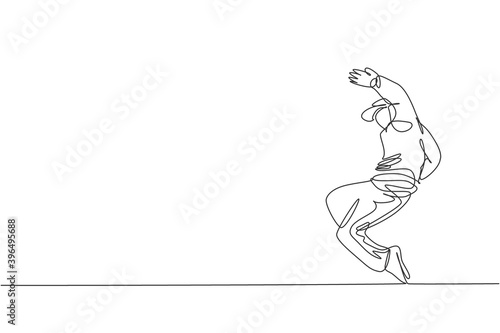 Single continuous line drawing of young energetic hip-hop dancer man on hoodie practice break dancing in street. Urban generation lifestyle concept. Trendy one line draw design vector illustration