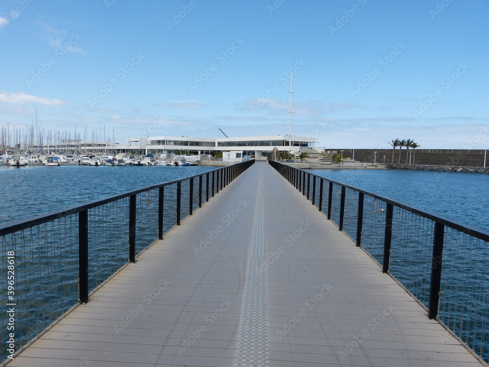 Obraz premium pier in the sea
