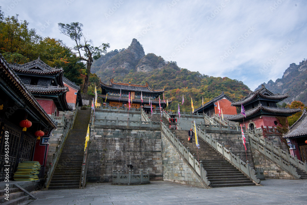 Fototapeta premium Street view local visitor and tourist Wudang shan Mountains.