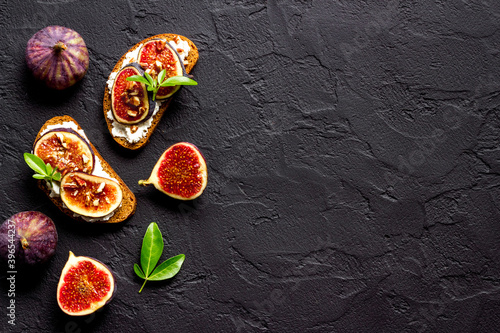 Figs with cream cheese and honey sandwich. Top view