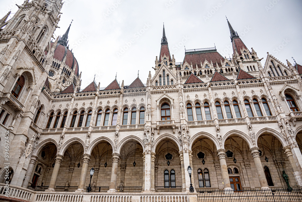 Naklejka premium The Hungarian Parliament building on a rainy fall day in Budapest, the capital of Hungary.
