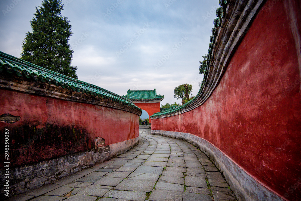 Prince Slope (Fuzhenguan) famous sacred Taizi Po Temple (Guzheng Guam