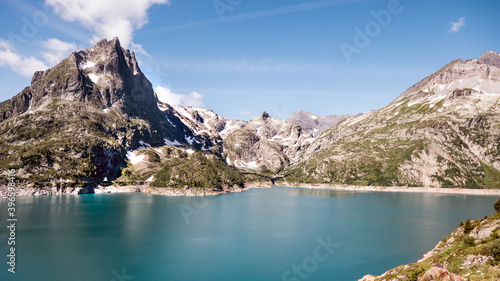 lac d'emosson, Stausee im Wallis, Talsperre im Gebirge, Bergsee in den schweizer Alpen, Valais, Schweiz