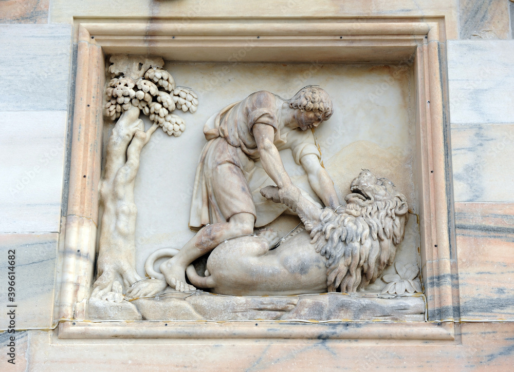 Samson fighting the lion. Cathedral of Milan (Duomo di Milano). Milan, Lombardy, Italy
Samson fighting the lion. Cathedral of Milan (Duomo di Milano). Milan, Lombardy, Italy