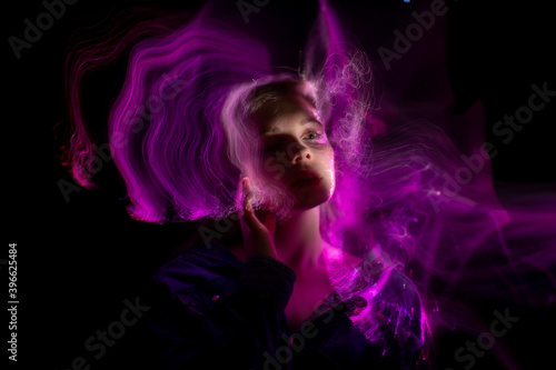 lightpainting portrait  new art direction  long exposure photo without photoshop  light drawing at long exposure
