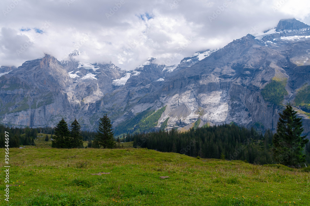 Kandersteg ein Traum in den Alpen der Schweiz