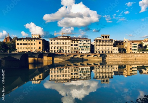 Firenze in a mirror