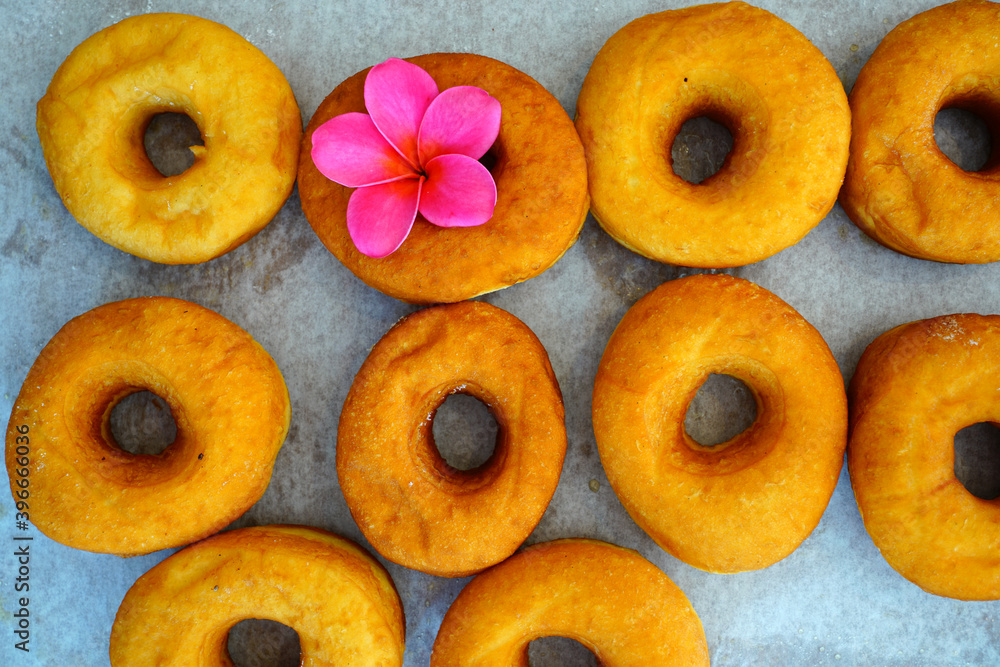 Fresh baked donuts with cinnamon sugar