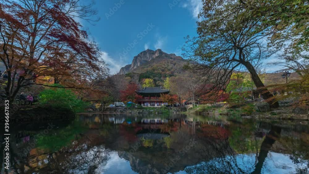 Time Lapse Baekyangsa Temple in Naejangsan Park Fall in Korea Time Lapse Baekyangsa Temple in Naejangsan Park Fall in Korea