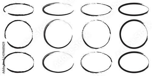 Hand drawn brush circles. Grunge texture. Round shape. Vector paintbrush set. Stock image. EPS 10.