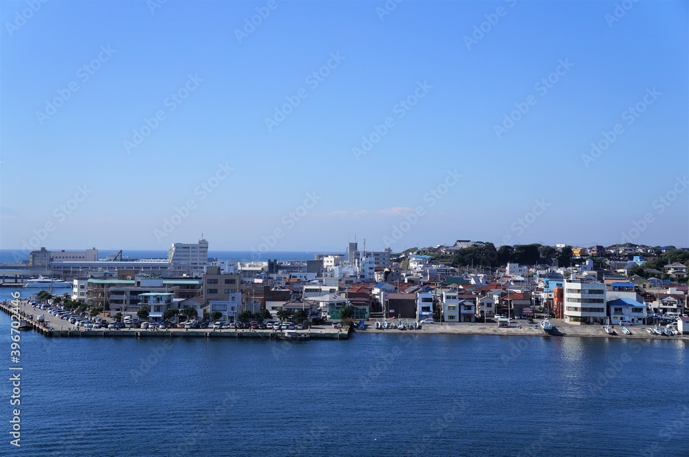 神奈川県三崎町の風景（城ヶ島大橋からの眺望）