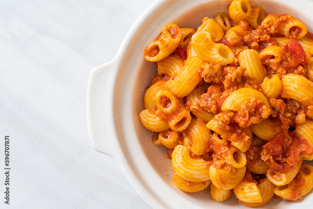 macaroni with tomatoes sauce and mince pork macaroni with tomatoes sauce and mince pork