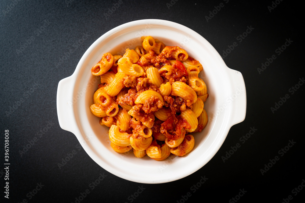 macaroni with tomatoes sauce and mince pork macaroni with tomatoes sauce and mince pork