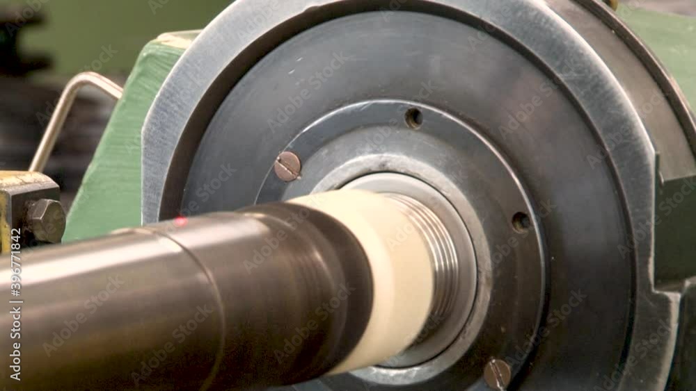 Technological process of dynamic balancing of rotors of compressors and turbines on balance machines equipped with modern computer measuring complex. Close-up. Aviation. Engine repai Technological process of dynamic balancing of rotors of compressors and turbines on balance machines equipped with modern computer measuring complex. Close-up. Aviation. Engine repai