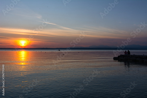Sonnenuntergang im Sommer am Gardasee