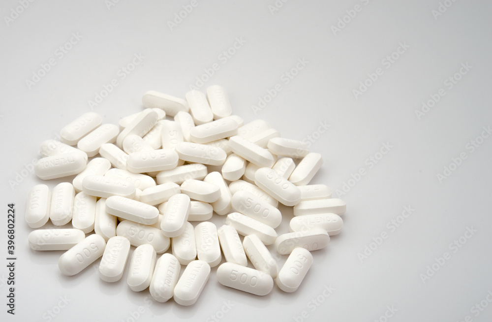 Pile of Paracetamol 500mg Pile of Paracetamol 500mg
