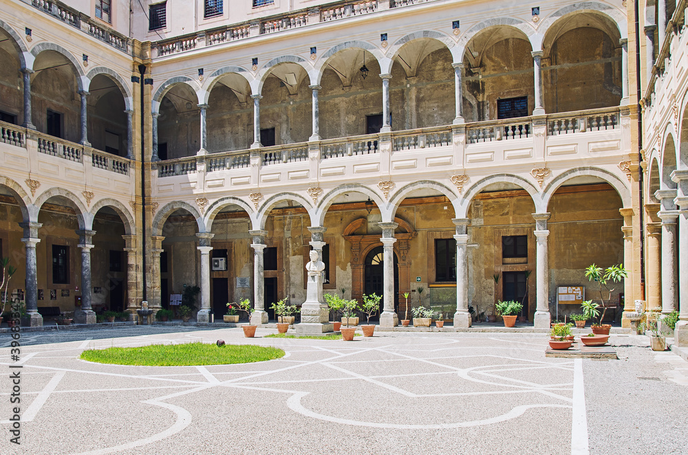 Internal courtyard of the old building in Palermo, Italy