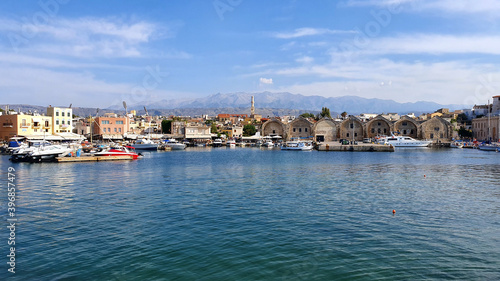 Fototapeta Naklejka Na Ścianę i Meble -  The Old Venetian Harbour of Chania, Crete, Greece.