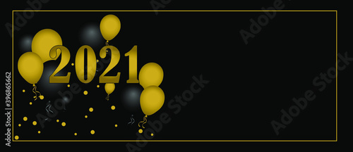 Tarjeta de felicitación o invitación para fin de año 2020, año 2021 rodeada de globos negros y dorados, con marco dorado y fondo negro