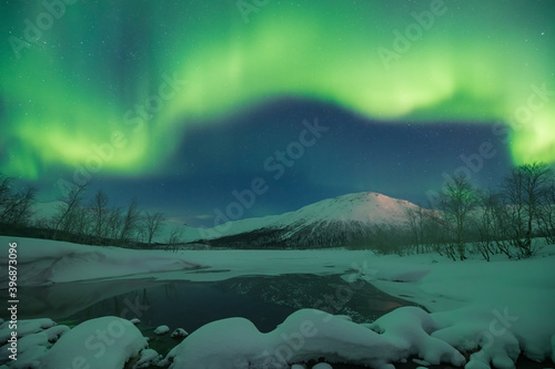Beautiful northern lights, stunning Arctic regions, popular travel destinations in Europe.