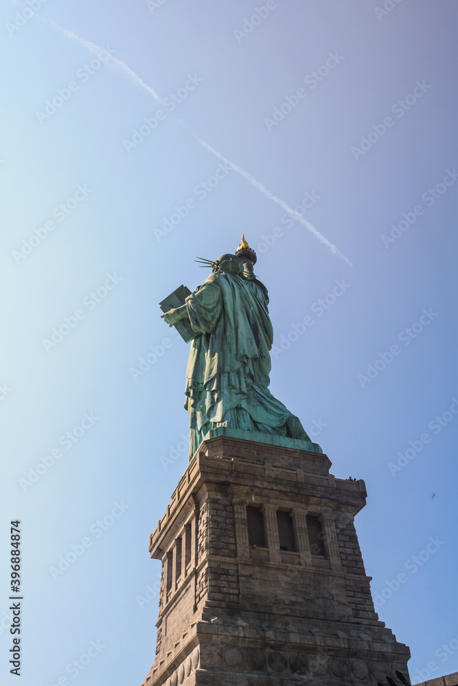 Obraz premium Image of the statue of liberty from the back. NYC, United States of America.