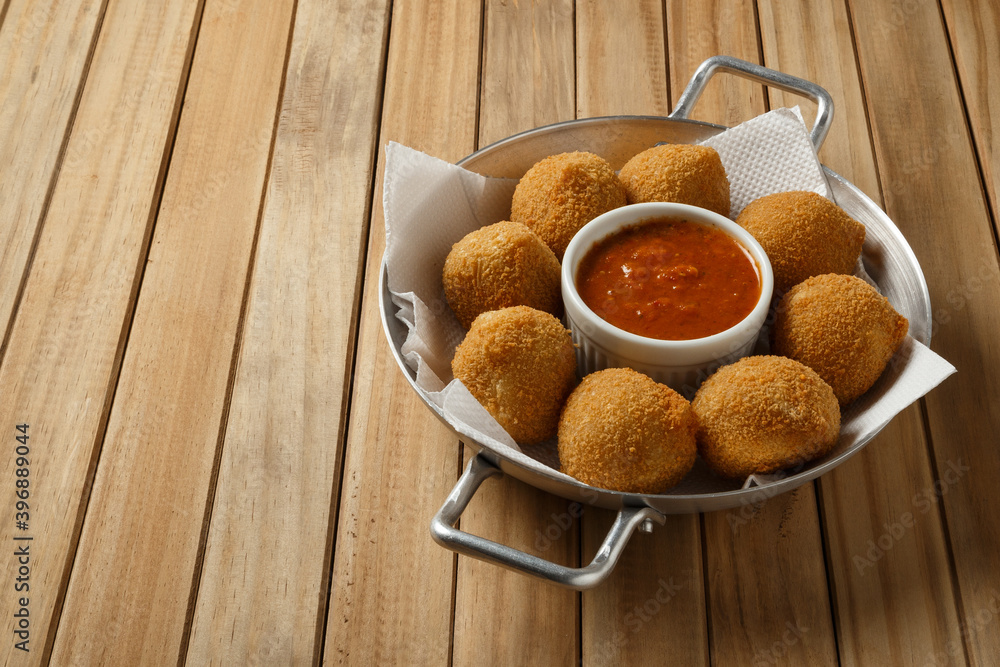 Brazlian Snack. Coxinha de frango Brazlian Snack. Coxinha de frango