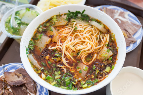 lanzhou stretched noodles