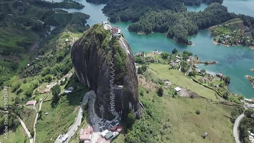 Guatapé y Piedra del Peñol photo