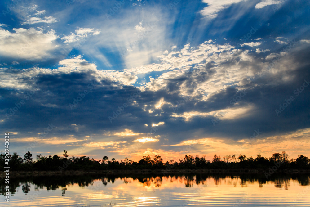 Obraz premium Sunset on Buzzard Roost Lake