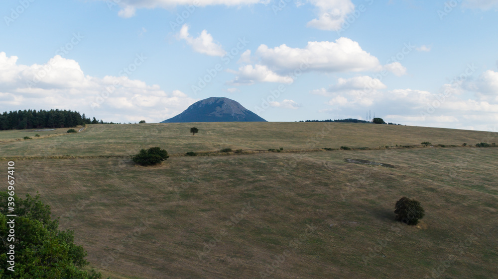 Obraz premium Vista lungo il sentiero 109AG da Poggio San Romualdo a Castelletta